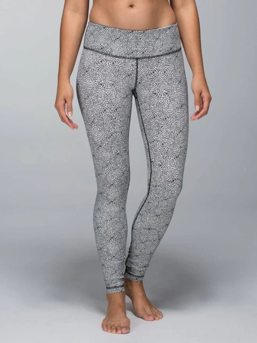 lululemon Wunder Under High-Rise Leggings/Tights - Plush Petal Print - Size 6